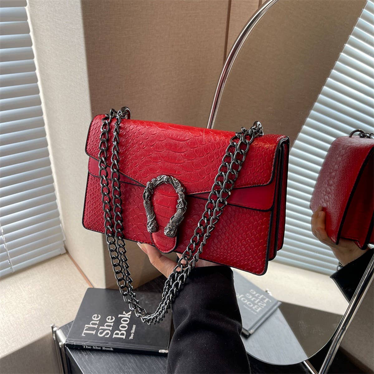 2024 NEW CROSSBODY CHAIN BAG