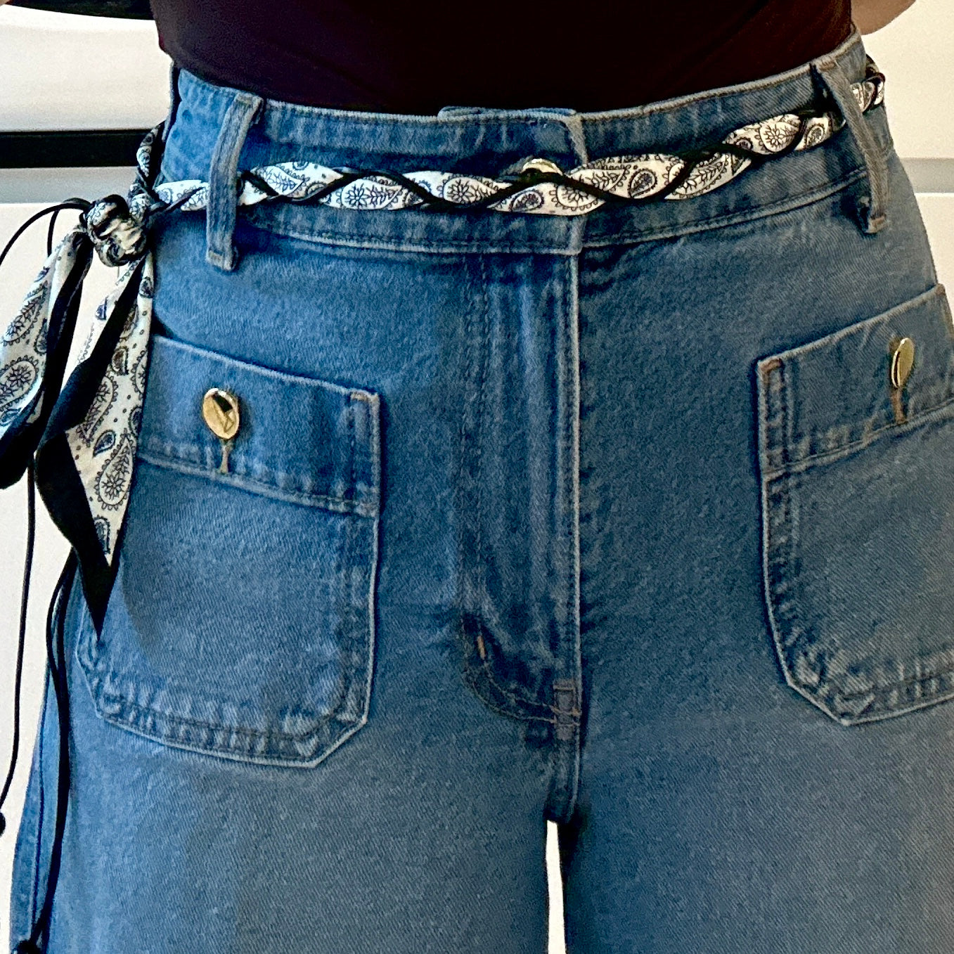 Black/White Hip Bandana Belt